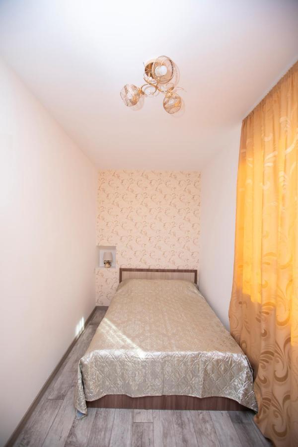 Modern Apartment In The Center With The View Of The Majestic Ararat Jereván Kültér fotó