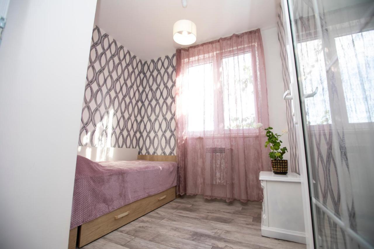 Modern Apartment In The Center With The View Of The Majestic Ararat Jereván Kültér fotó